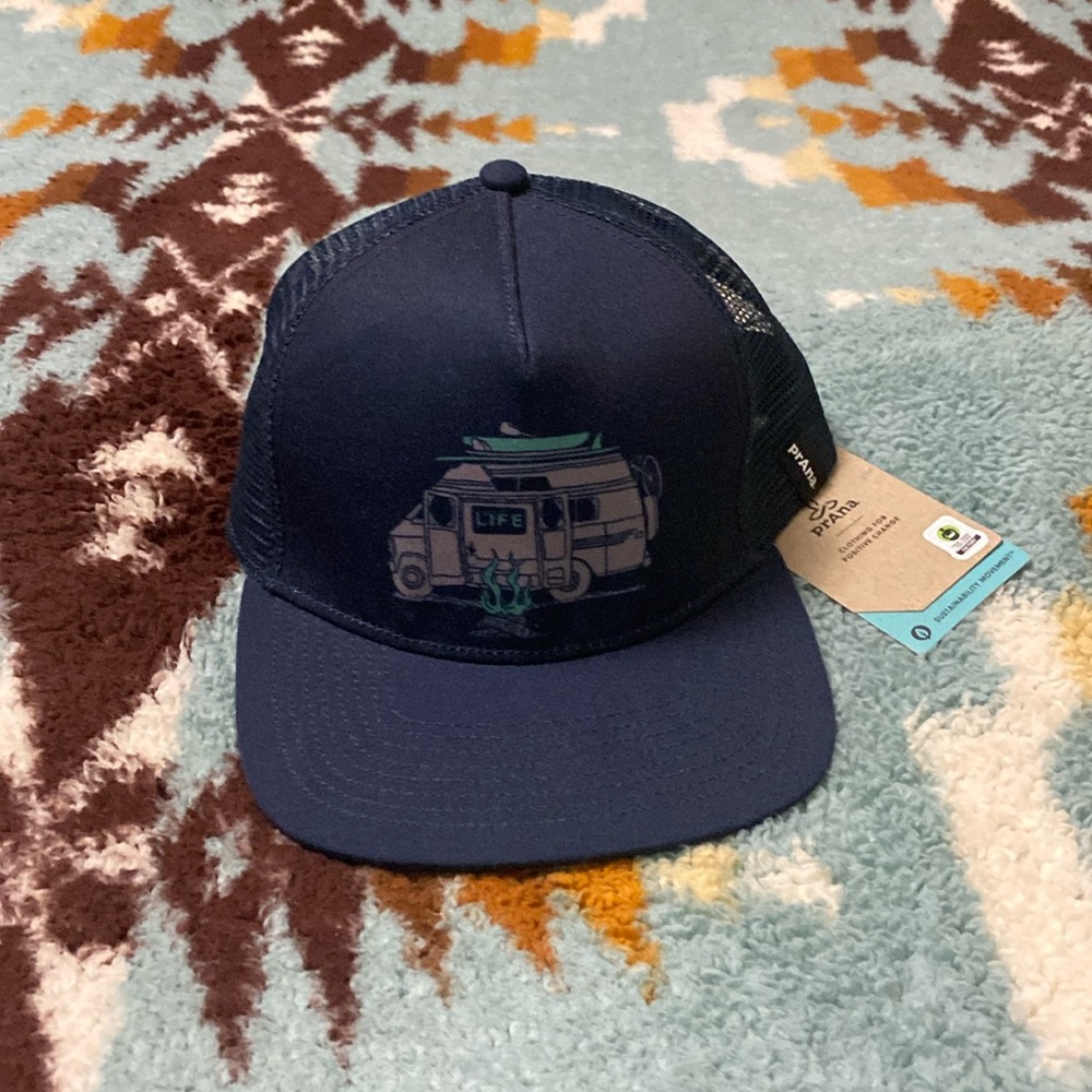 Women’s prana trucker hat nwt
